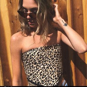 Strapless cropped cheetah top